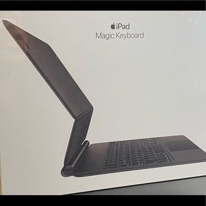 iPad Pro 11 magic keyboard